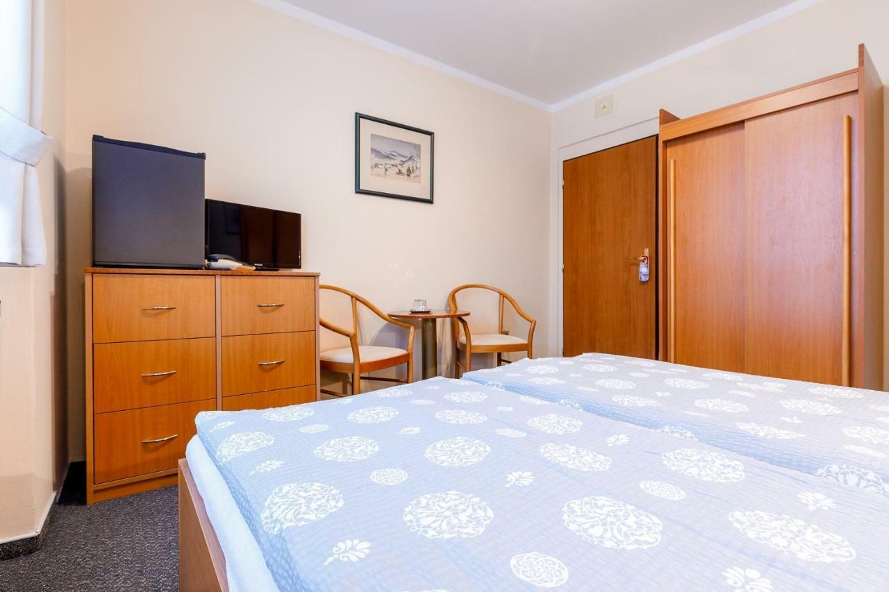 Hotel Jitrenka Константінови-Лазнє Екстер'єр фото